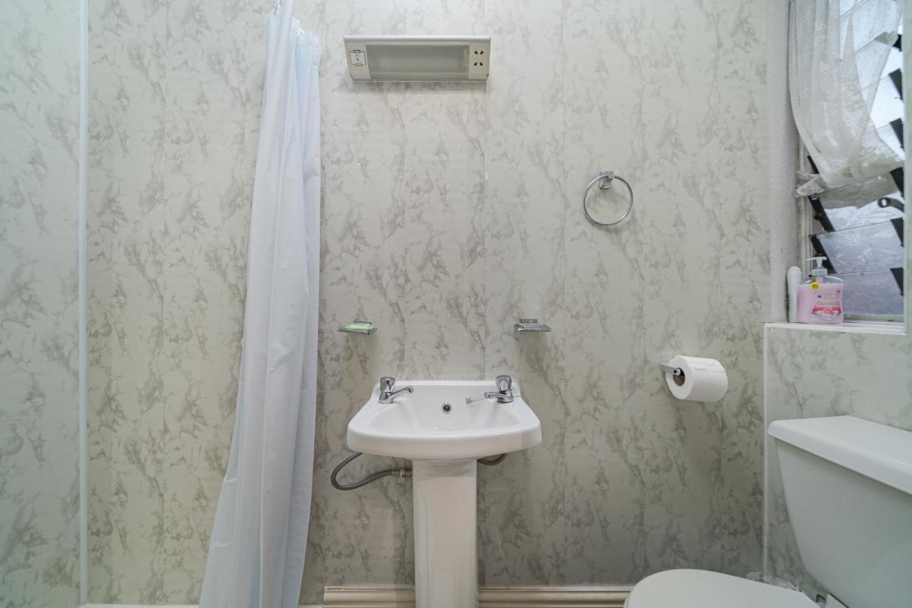 בלקפול Deneside Guest House מראה חיצוני תמונה